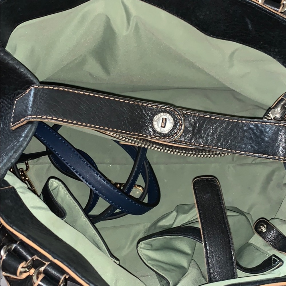 Purse - Picture 2 of 7